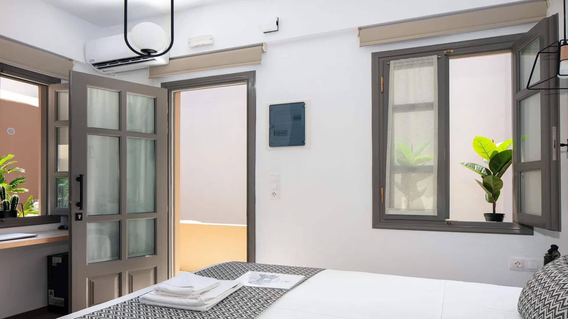 Gateway Suites - Pathos at Ink Hotels — photograph 4