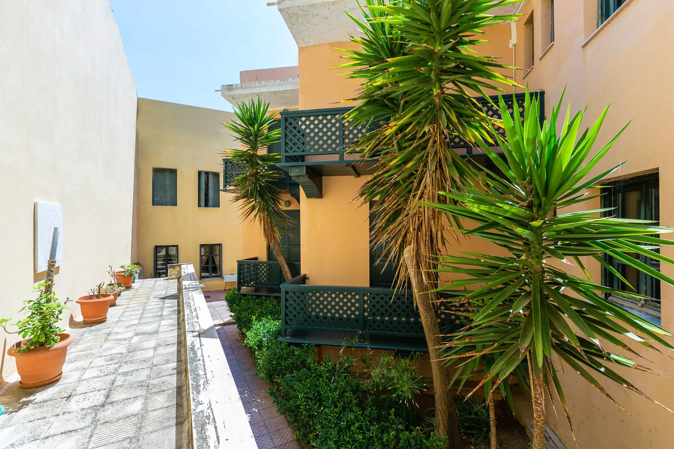 Standard Room With Balcony - House of Europe at Ink Hotels — photograph 11