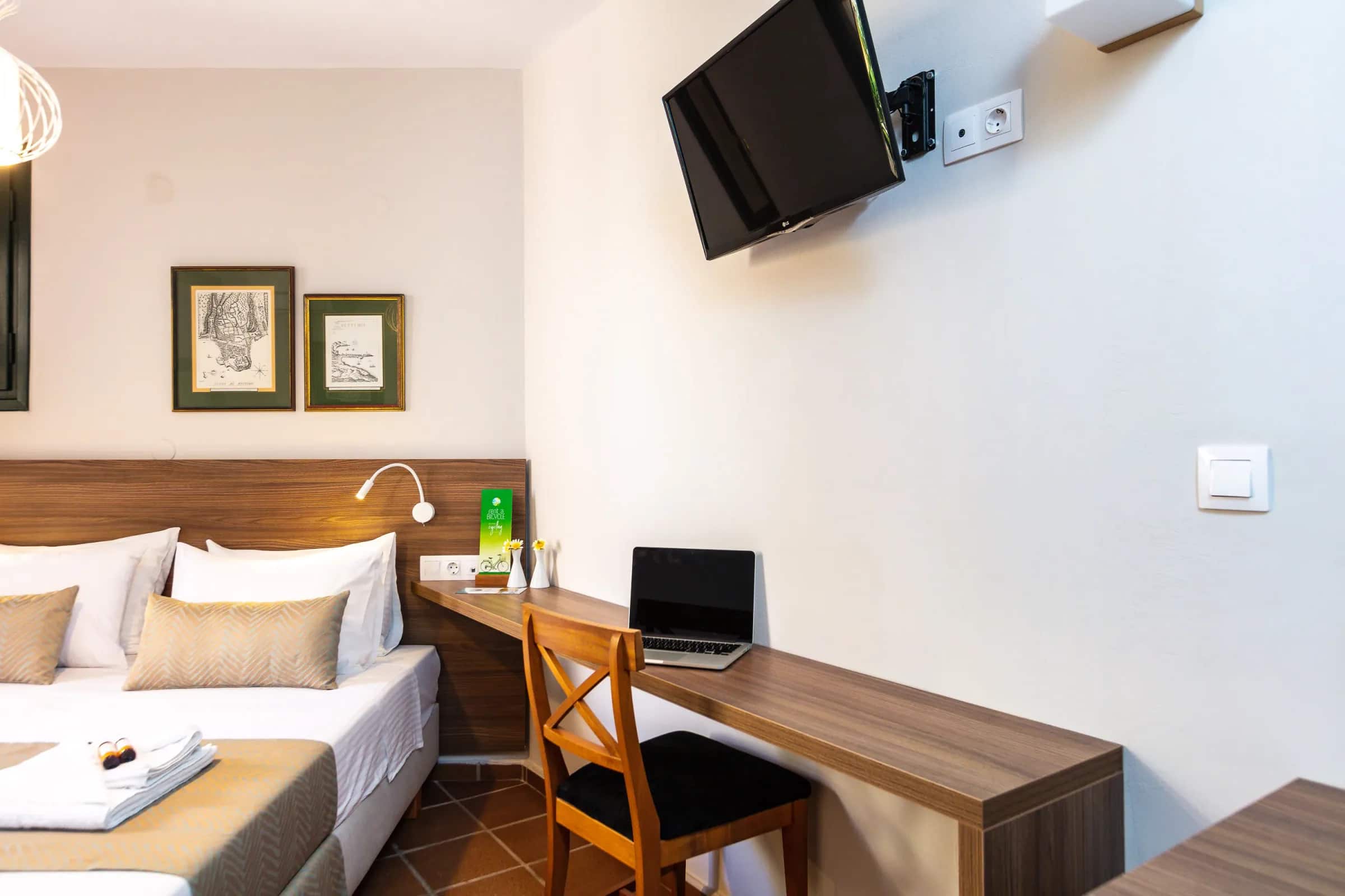 Ink Hotels, Rethymno — the houses and the old town