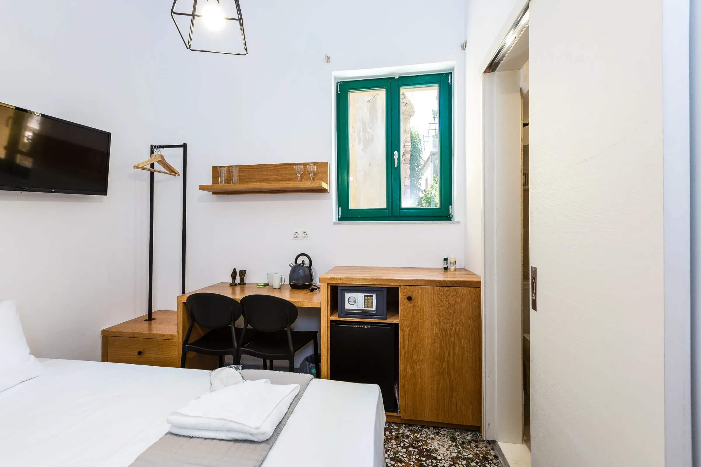 Standard Room - Phos at Ink Hotels — photograph 2