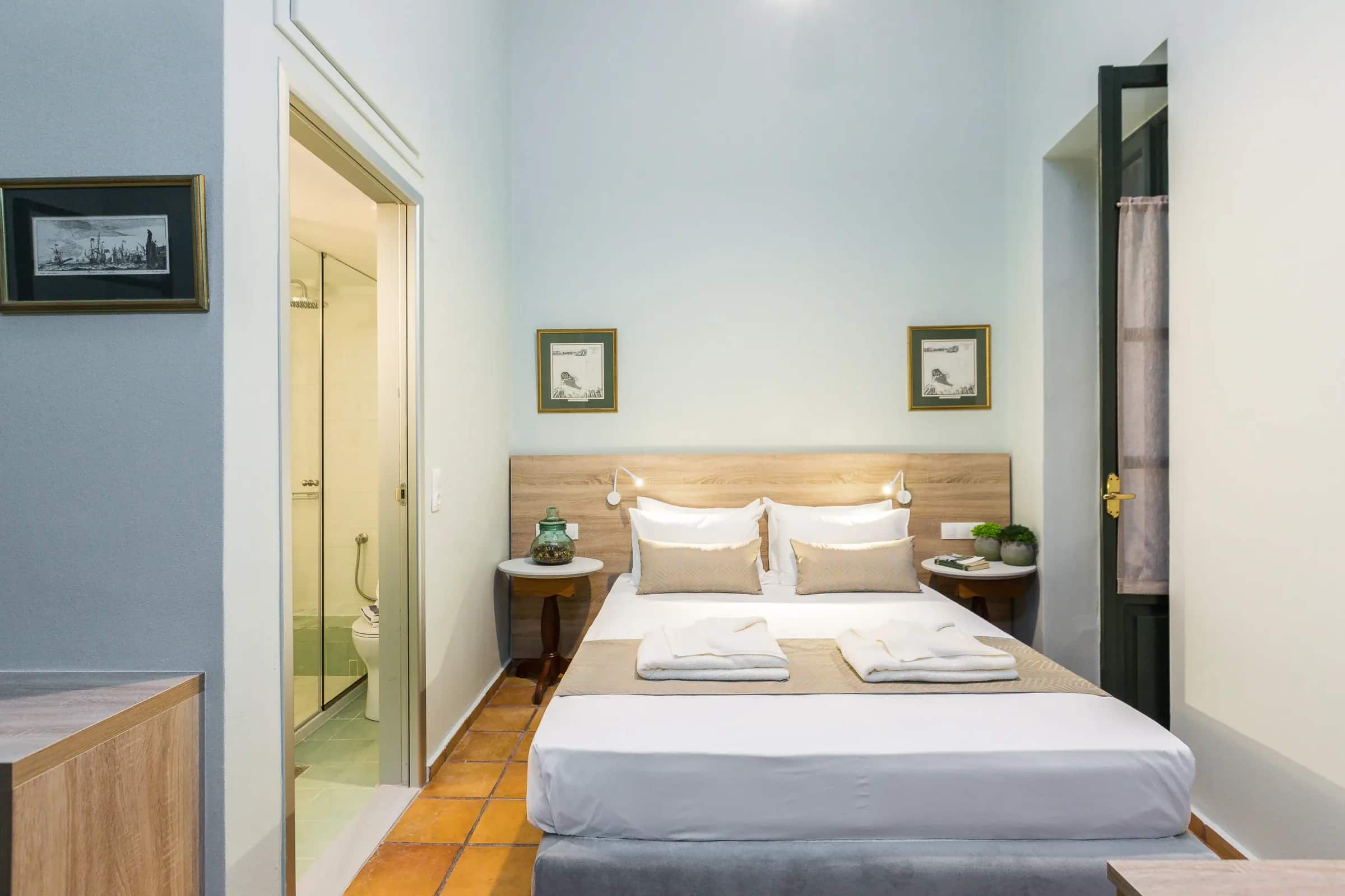 Standard Room With Side Sea View and Balcony - House of Europe at Ink Hotels — photograph 3
