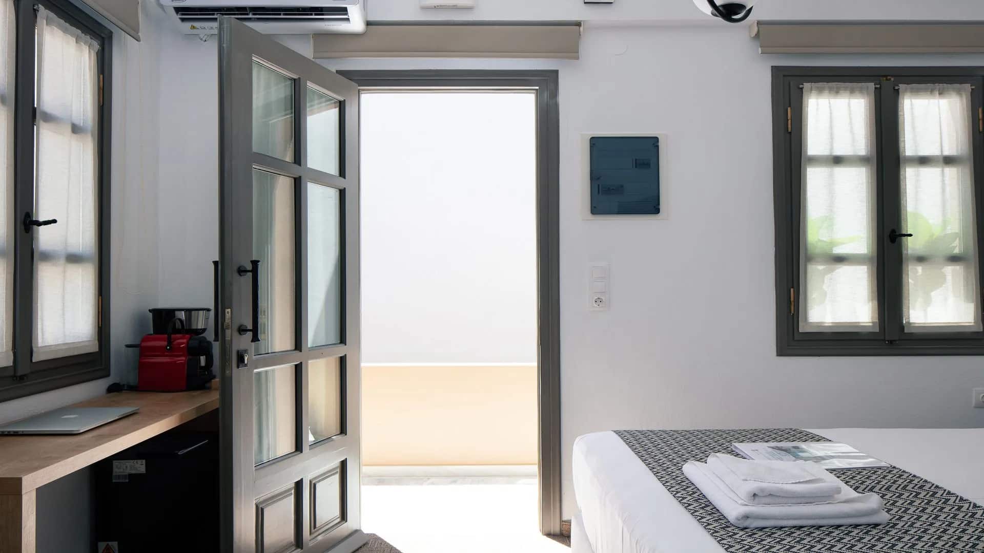 Gateway Suites - Pathos at Ink Hotels — photograph 2