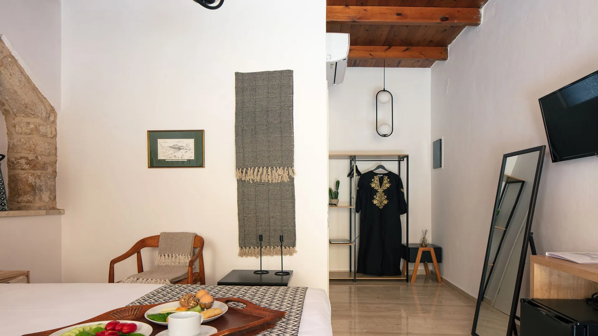 Gateway Suites - Agapi at Ink Hotels