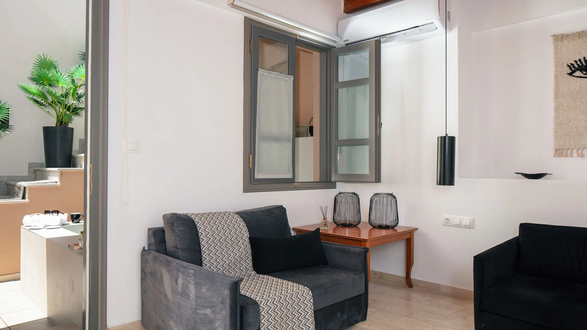Gateway Suites - Harmony — Photograph 3 of 18