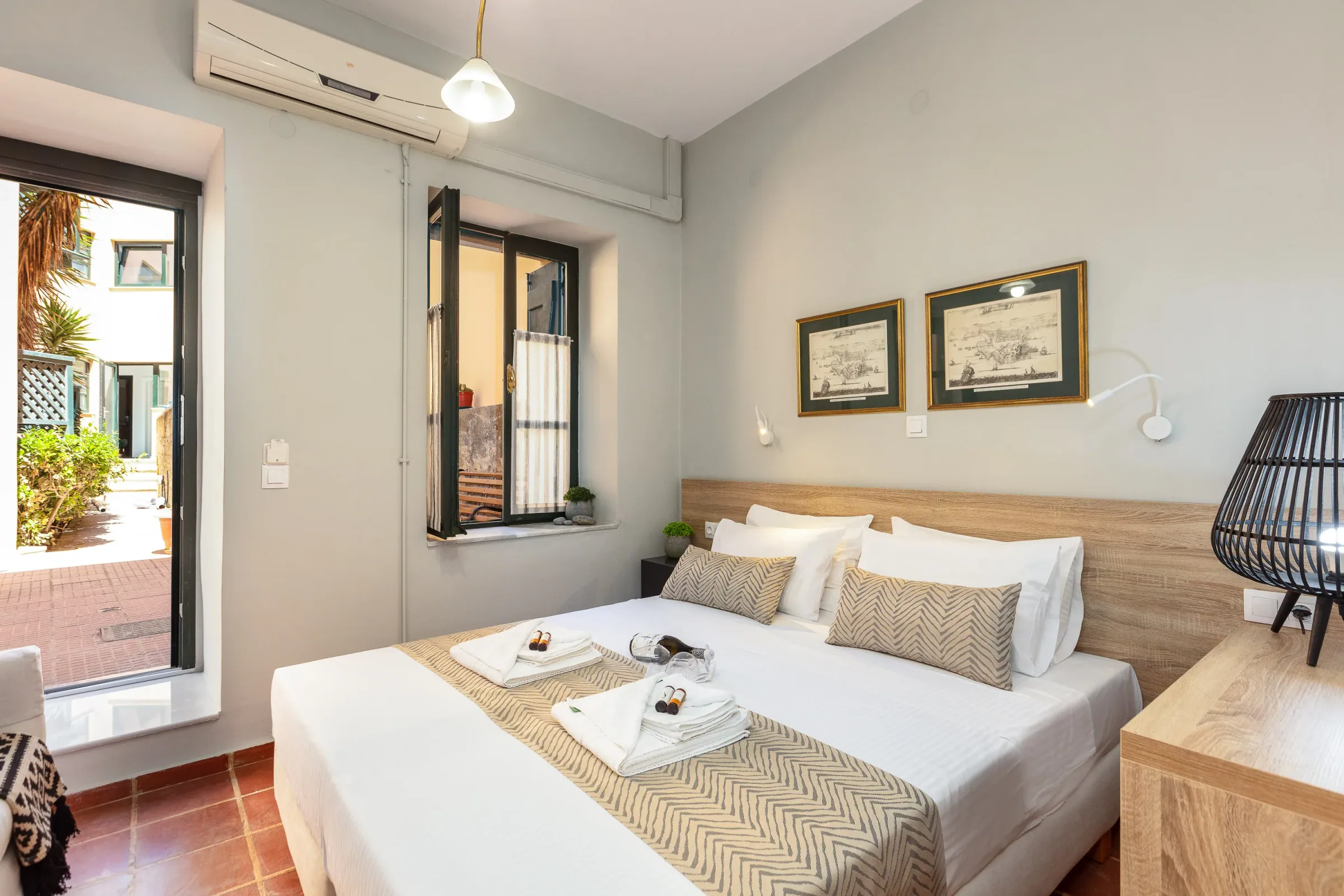 Τwo Bedroom Apartments - House of Europe — Photograph 10 of 22